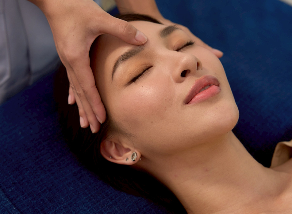 This program is ideal for individuals who frequently  1,650 THB | 60 Minutes 2,650 THB | 90 Minutes