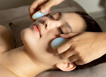Purifying • Balancing • Moisturizing 2,550 THB | 70 Minutes