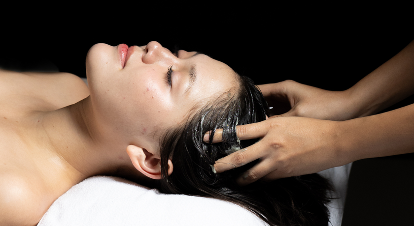 Circadian Sleep Reconstruction: The Science of Resetting Sleep Cycles via Hydrotherapy and Oils