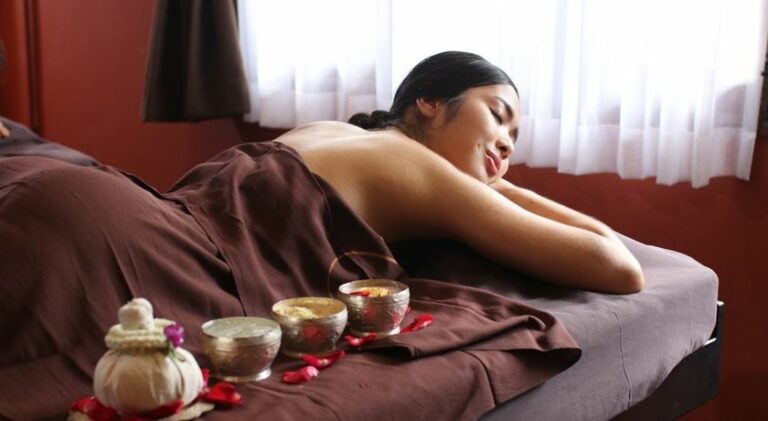Mental Burnout to Focus: How Aromatherapy Oil Massage Calms Tech-Induced Nervous System Strain